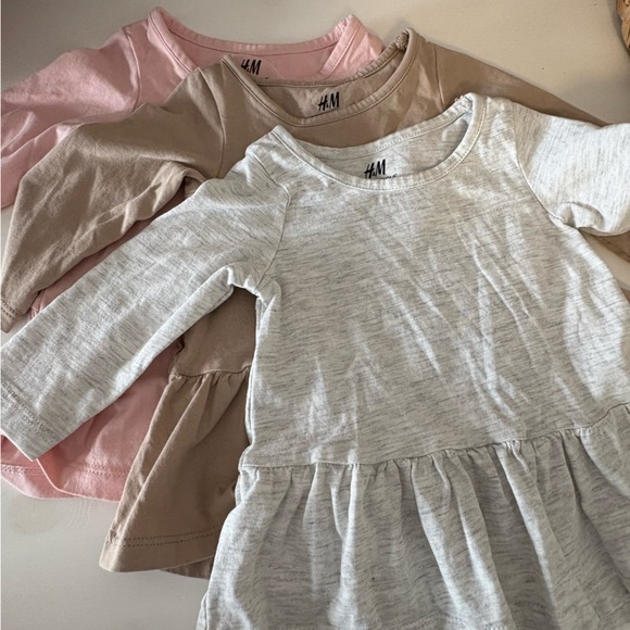 EUC lot / bundle of 3 h&m baby long sleeve flowy 3m blouse - Picture 1 of 7